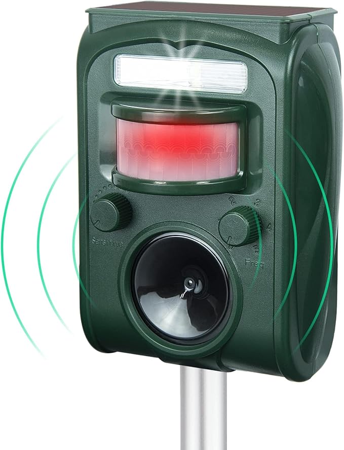 Ultrasonic Pest Repellent,Solar Animal Repeller,Outdoor Cat Repellent,Bird Repellent,Deer Repellent.Dog,Raccoon,Squirrel Repellent,Motion Activated LED Flashing Light Alarm Sound Animal Repeller