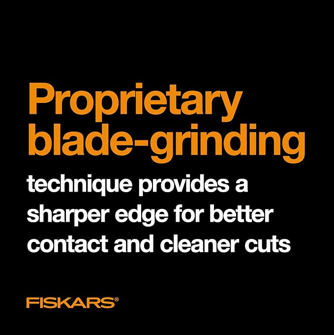 Fiskars X15 Splitting Axe, Tree Branch Cutter and Wood Splitter (23.5-Inch Axe) with Shock-Absorbing Handle
