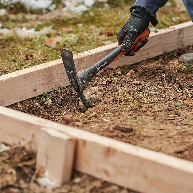 Fiskars IsoCore Pickaxe Mattock with Shock-Absorbing Handle, Dual-Head Tool for Roots & Rocks, 1.5 lb