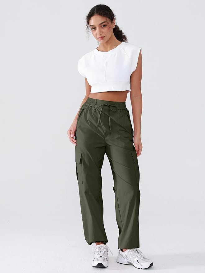 Hiking Pants Women Lightweight Cargo Pants Quick Dry Water Resistant Outdoor Travel Pants with Zipper Pockets