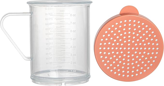 Restaurantware RW Base 10 Ounce Clear Plastic Dredge Spice Shaker 1 Reusable Dry Rub Shaker - Includes Rose Perforated Lid With Handle Clear Polycarbonate Spice Shaker For Any Seasoning