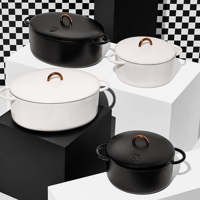 Great Jones Dutch Baby Dutch Oven with Lid (Salt, 3.5-Quart) | Enameled Cast Iron, Round Shape | Safe for Stovetops & Ovens up to 500°F | Space-Saving & Dishwasher-Friendly | Small-Batch Cooking