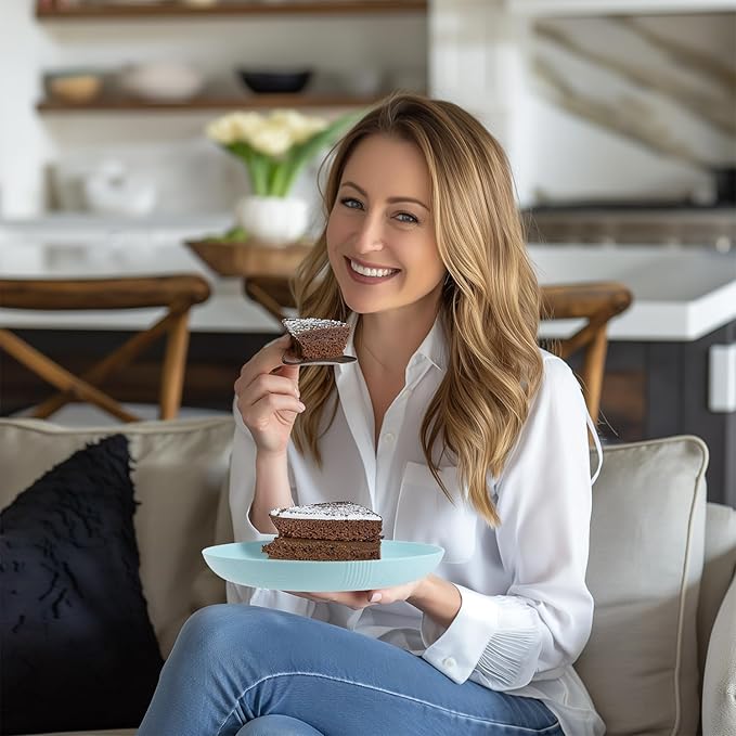 Homienly Wheat Straw Plates, Salad Plates 10 inch Set of 8, Reusable Plates for Kitchen, Kids, Camping, Picnic, Party, Microwave and Dishwasher Safe Plate Set for Kids - Light Blue