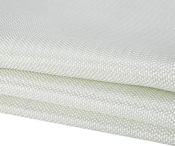 Fire Blanket, Fiberglass Survival Gear for Outdoor Situations, Emergency Retardant Blanket with Fire Suppression Properties, Easy to Use, Ideal for Home Safety and Survival Kits