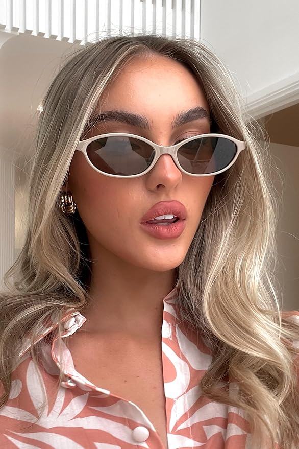 Retro Oval Sunglasses for Women Chic Cat Eye 90s Sunnies Lightweight Narrow Shades Trendy UV protection Sun Glasses