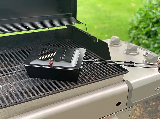 Outset Non-Stick Popcorn Tray With Removable Handle For Grill, Stove and Campfire