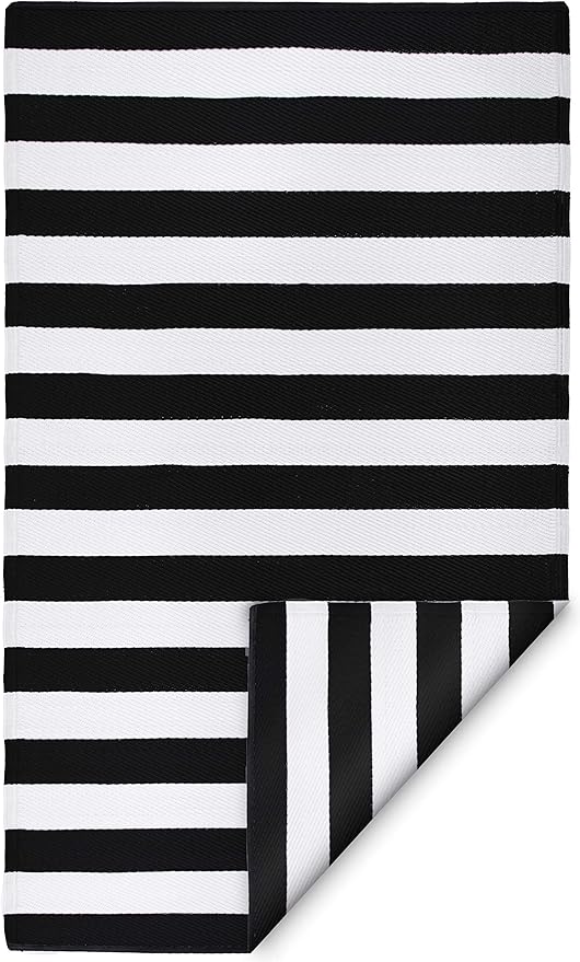 FH Home Outdoor Rug - Waterproof, Fade Resistant, Reversible - Premium Recycled Plastic - Striped - Porch, Deck, Balcony, Mudroom, Laundry Room, Patio - Brittany - Black & White Crease Free - 3 x 5 ft