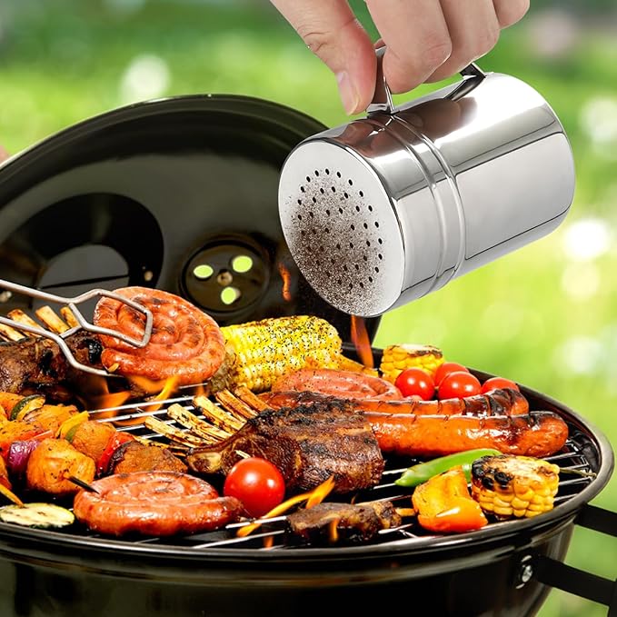 Accmor 2pcs Stainless Steel Dredge, Salt Pepper Dredge Shakers with Handle, Seasonings Spice Shakers with Lid, 10 Ounce