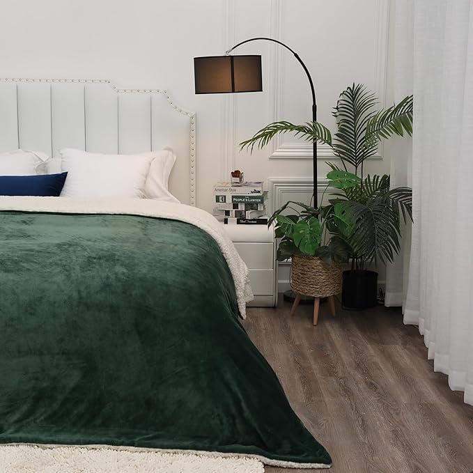 Waterproof King Size Blankets for Bed Spill-Proof, Water Proof & Mess-Free Cozy Flannel Splash Blanket Reversible Mattress or Furniture Protector for Queen, King Beds(Emerald Green)