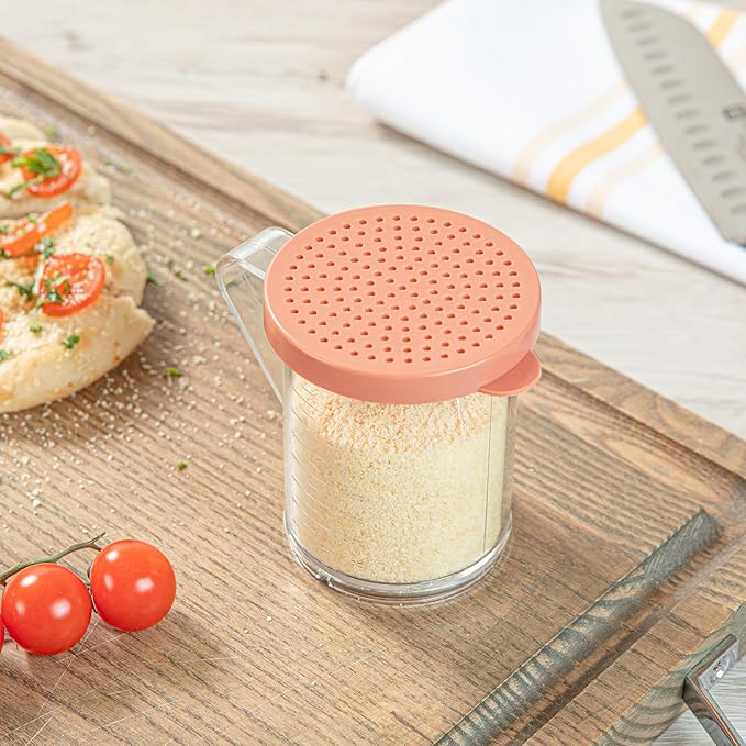 Restaurantware RW Base 10 Ounce Clear Plastic Dredge Spice Shaker 1 Reusable Dry Rub Shaker - Includes Rose Perforated Lid With Handle Clear Polycarbonate Spice Shaker For Any Seasoning