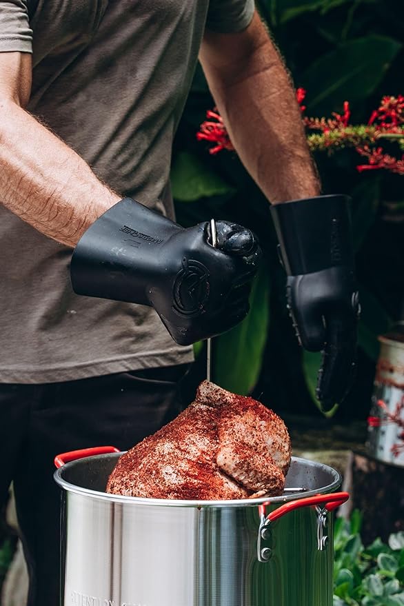 Magnetic BBQ Grill Gloves – Heat Resistant, Patented Magnetic Safety Clip Easy On & Off, Firefighter-Designed, Dishwasher-Safe, Waterproof, Perfect for Grilling, Smoking, Frying, Baking