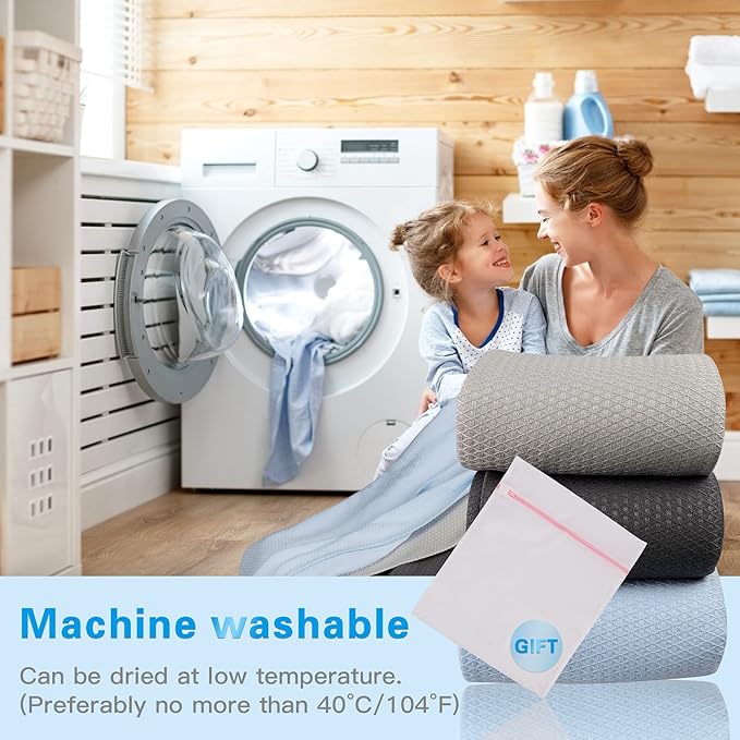 AmyHomie Cooling Blankets, 100% Rayon Derived from Bamboo, Cool Summer Blanket for Hot Sleepers, Soft Comfy Lightweight Blankets for All Seasons(Navy, 79×91 in)