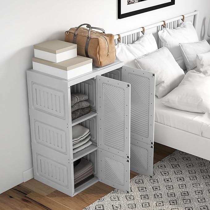 HOMCOM Portable Wardrobe Closet, Folding Clothes Storage Organizer with 6 Cube Compartments, 4 Magnet Doors, White