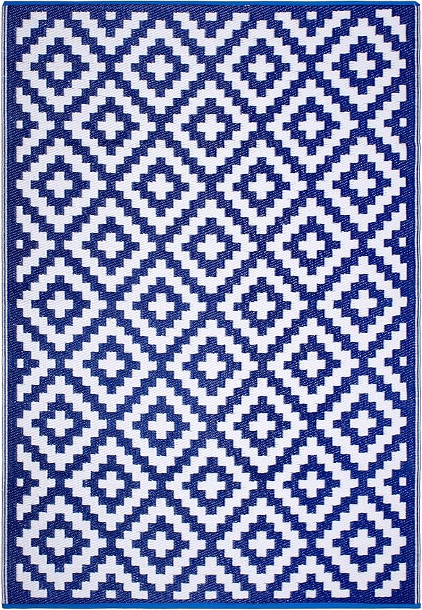 FH Home Outdoor Rug - Waterproof, Fade Resistant, Reversible - Premium Recycled Plastic - Geometric - Patio, Porch, Deck, Balcony - Aztec - Blue & White Crease Free - 5 x 8 ft