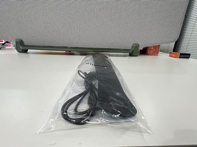 Simket LED Armband Rechargeable for Running(2 Pack), Running Lights for Runners, Running Lights, High Visibility Reflective Running Gear Adjustable Light Up Arm Bands for Men Women Kids