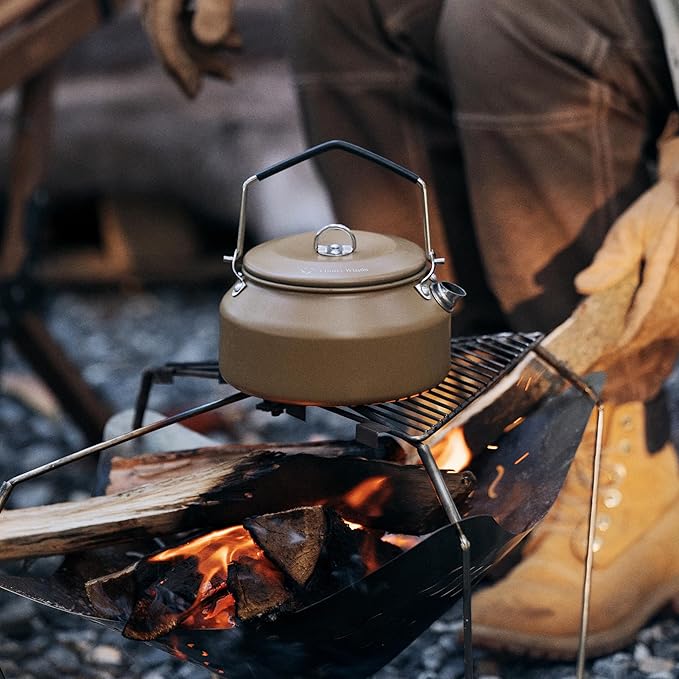 1L Camping Kettle, Portable Camp Tea Coffee Pot, Lightweight Stainless Steel Teapot, Fast Heating Boiling Water, for Outdoor Campfire Hiking Camping Picnic, Khaki