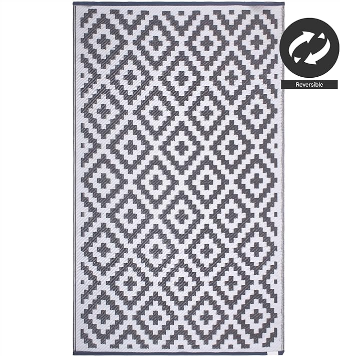 FH Home Outdoor Rug - Waterproof, Fade Resistant, Reversible - Premium Recycled Plastic - Geometric - Patio, Deck, Porch, Balcony, Laundry Room - Aztec - Gray & White Crease Free - 4 x 6 ft