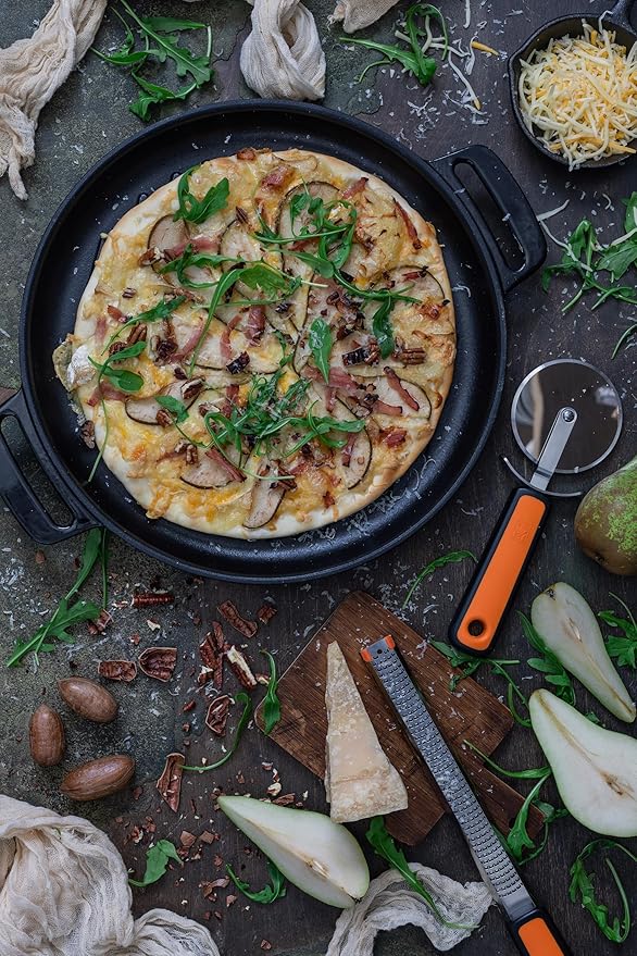 BRA COOKWARE Efficient Iron Round Ribbed Grill | 12.6 inches Cast Iron Round Griddle | All Heat Sources Compatible | PFOA Free | Without Non-Stick | Silicon Handle | Non Deformable