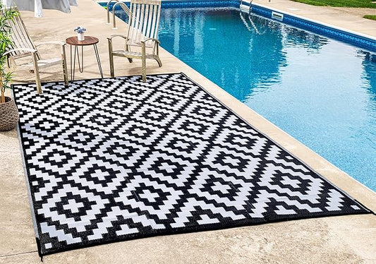 FH Home Outdoor Rug - Waterproof, Fade Resistant, Reversible - Premium Recycled Plastic - Geometric - Porch, Deck, Balcony, Mudroom, Laundry Room, Patio - Aztec - Black & White Crease Free - 3 x 5 ft