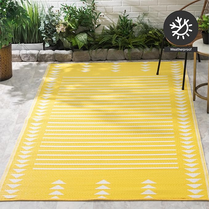 FH Home Outdoor Rug - Waterproof, Fade Resistant, Crease-Free - Premium Recycled Plastic - Geometric - Porch, Deck, Balcony, Mudroom, Laundry Room, Patio - Hampton - Yellow Crease Free - 3 x 5 ft