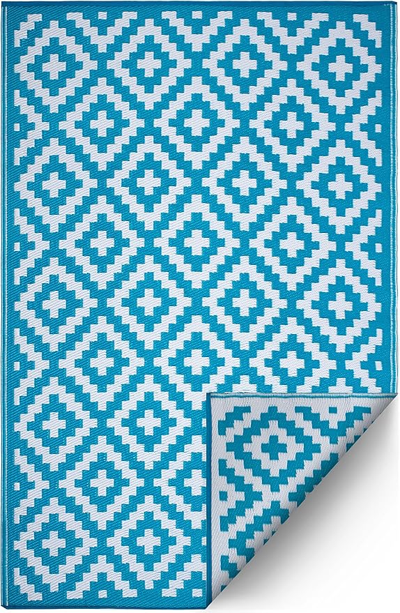 FH Home Outdoor Rug - Waterproof, Fade Resistant, Reversible - Premium Recycled Plastic - Geometric - Patio, Porch, Deck, Balcony - Aztec - Teal & White Crease Free - 5 x 8 ft